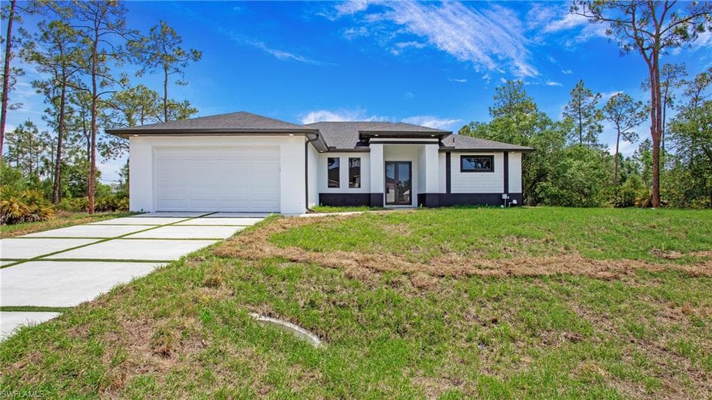 1420 Poinsettia Ave, Lehigh Acres, FL 33972-2