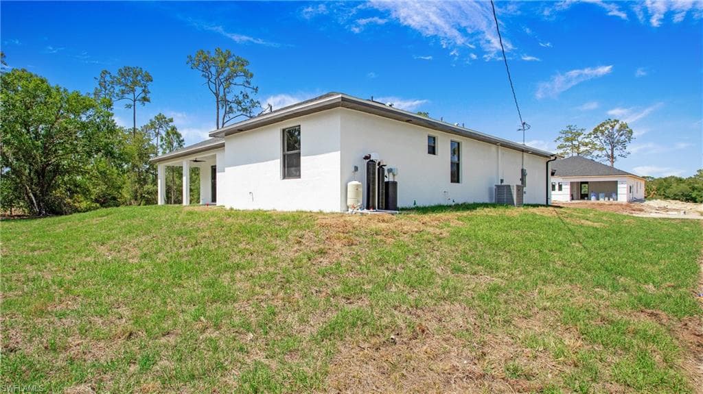 1420 Poinsettia Ave, Lehigh Acres, FL 33972-38