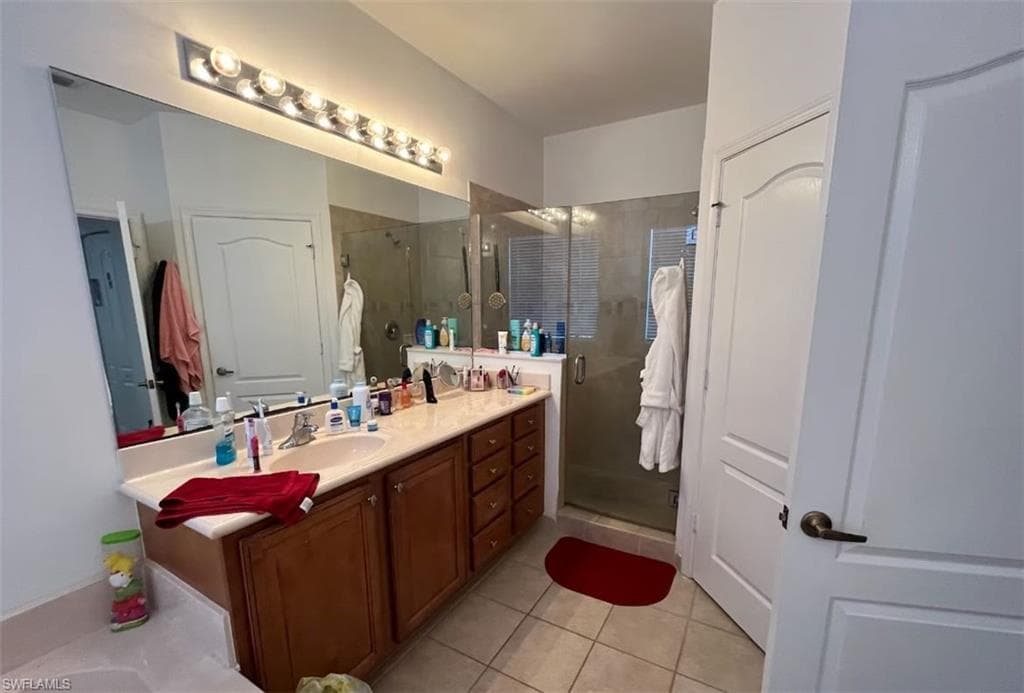 7029 Ambrosia Ln 604, Naples, FL 34119-7