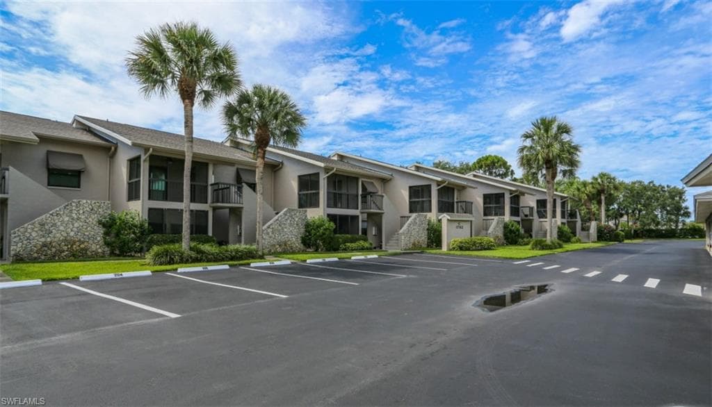1782 Imperial Golf Course Blvd C-104, Naples, FL 34110-47