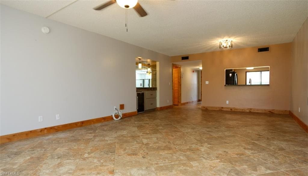 1782 Imperial Golf Course Blvd C-104, Naples, FL 34110-7
