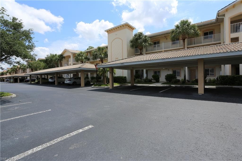 7811 Regal Heron Cir 4-204, Naples, FL 34104-41