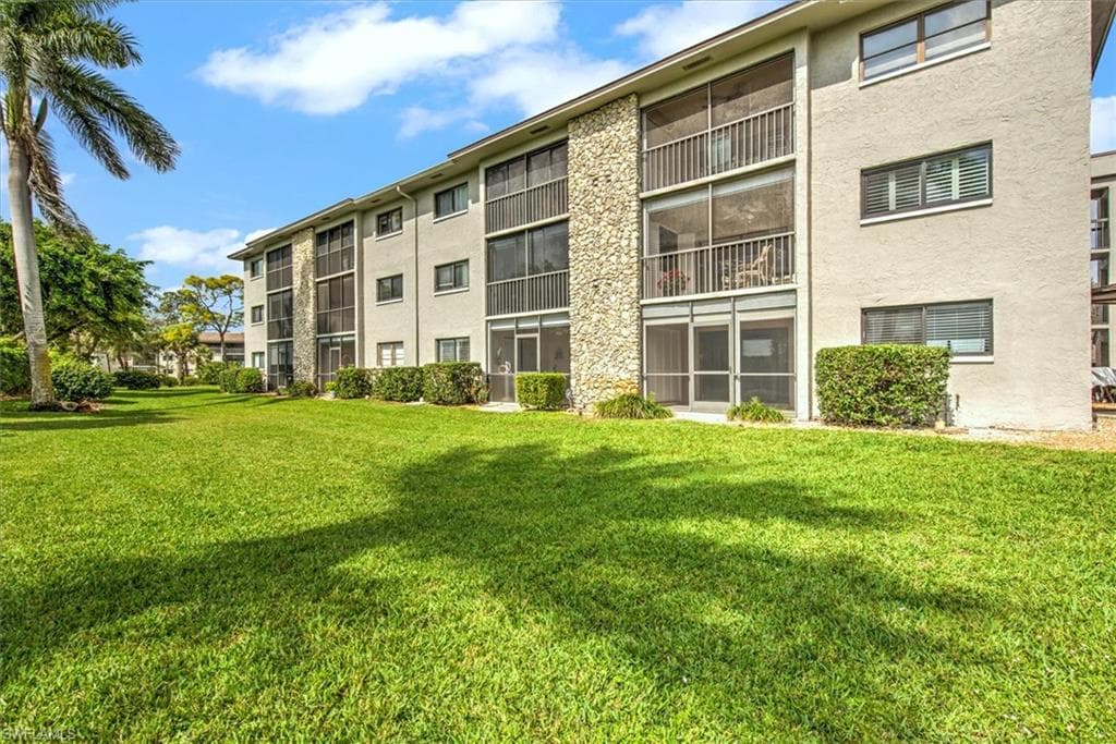 5773 Gage Ln B-101, Naples, FL 34113-31