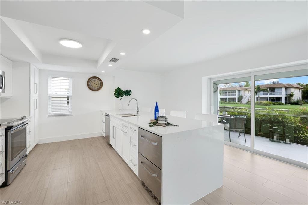 1155 Sandpiper St A7, Naples, FL 34102-5
