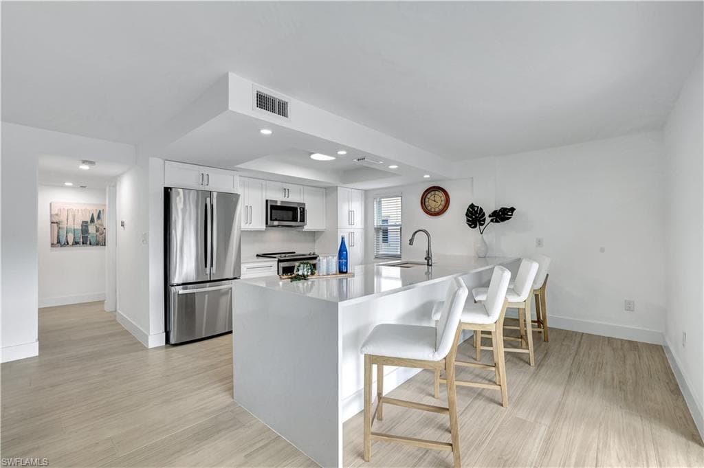 1155 Sandpiper St A7, Naples, FL 34102-6