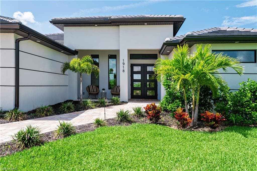 1918 SW 30th Ter, Cape Coral, FL 33914-8