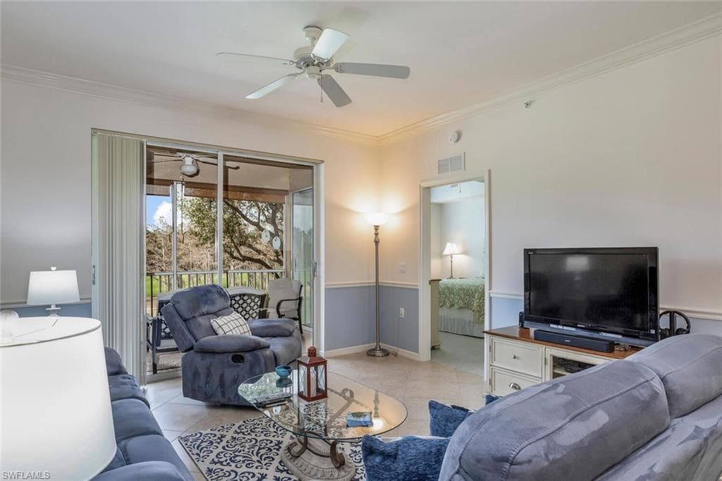 8610 Cedar Hammock Cir 1224, Naples, FL 34112-5