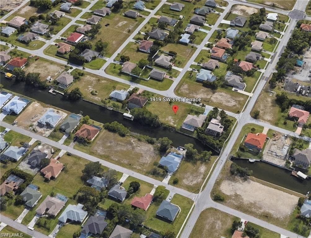 1919 31st Ter, Cape Coral, FL 33914-4