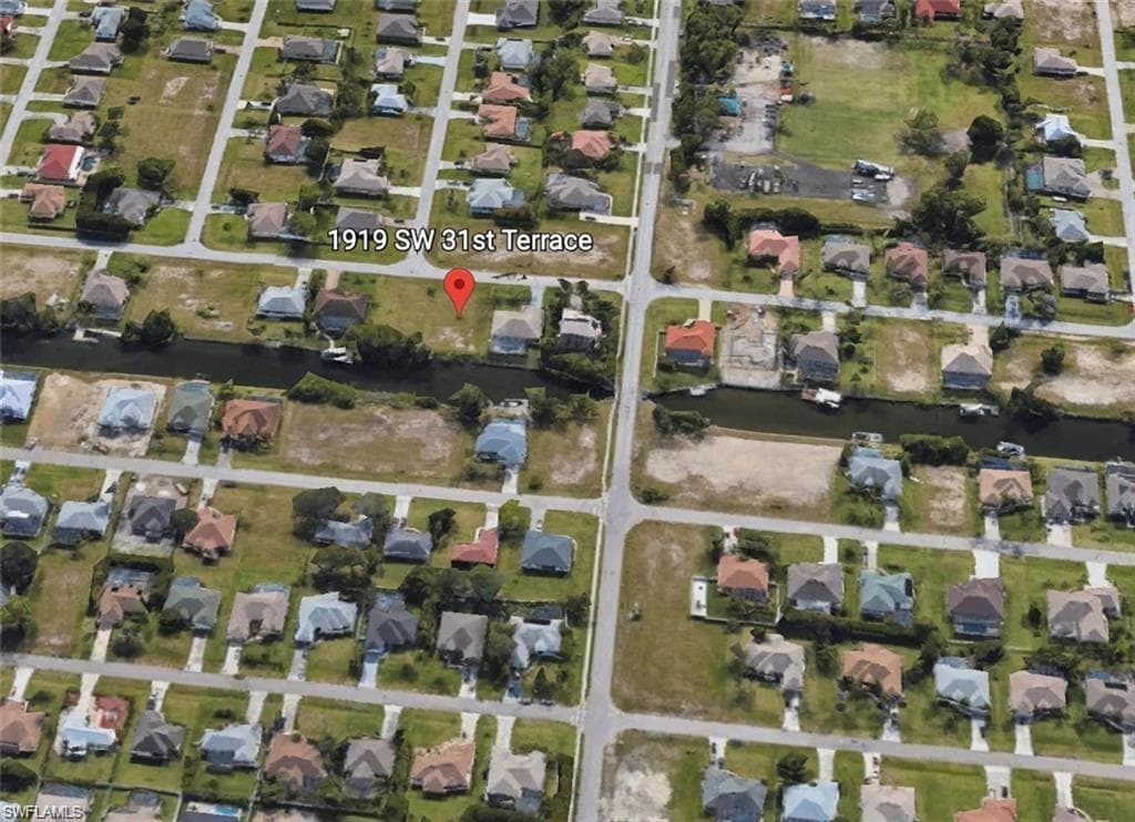 1919 31st Ter, Cape Coral, FL 33914-6