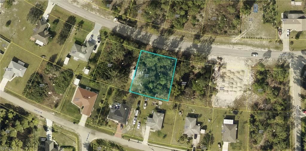 3909 Sunset Rd, Lehigh Acres, FL 33971-1