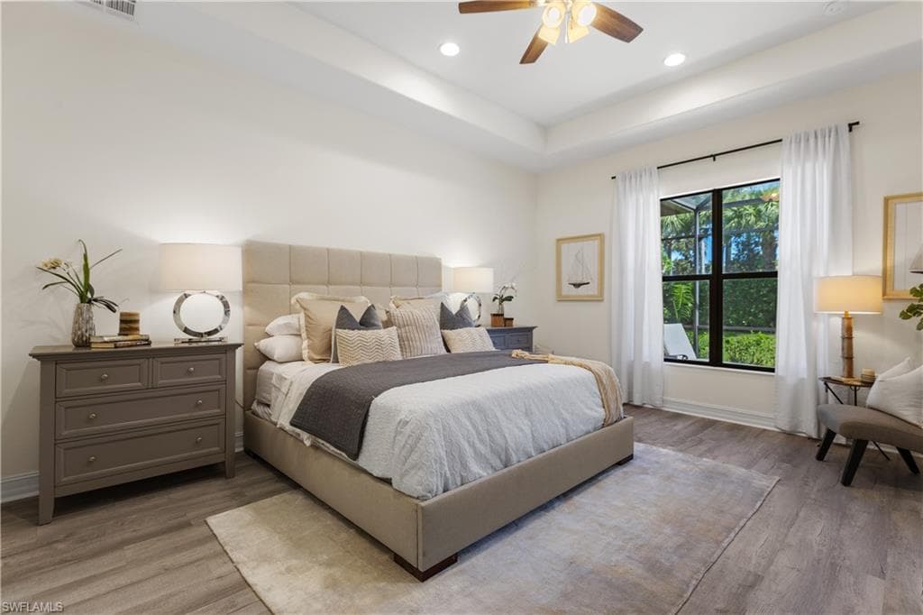 7393 Moorgate Point Way, Naples, FL 34113-19