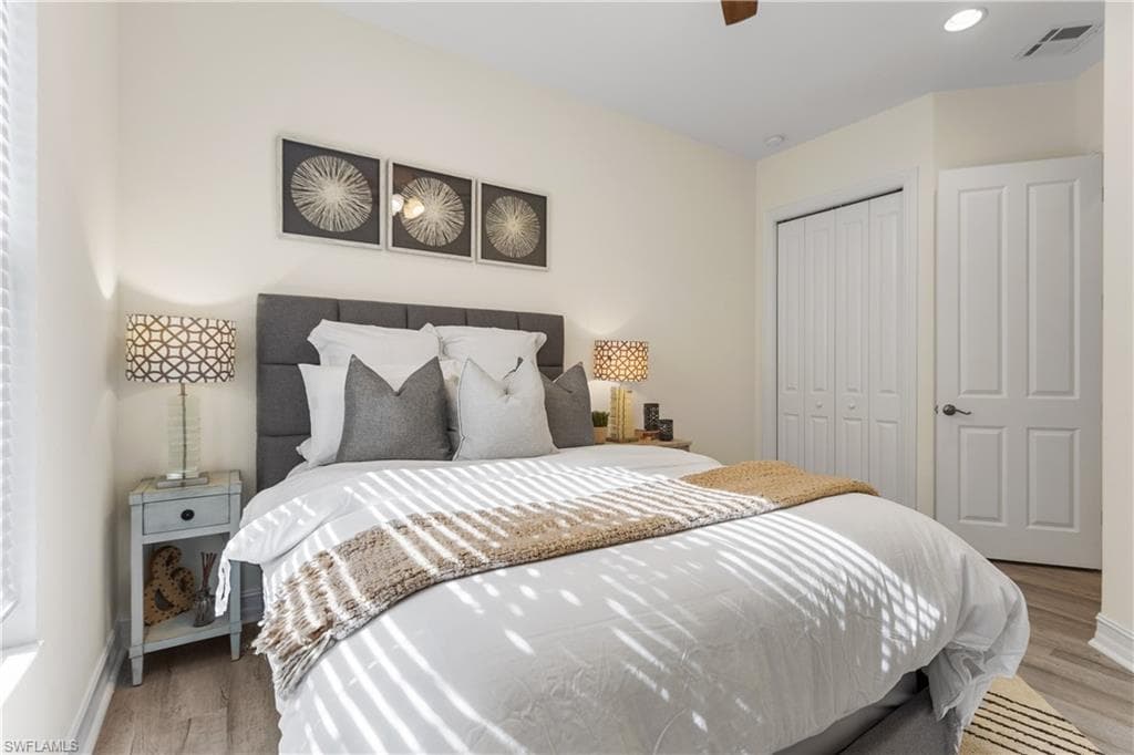 7393 Moorgate Point Way, Naples, FL 34113-21