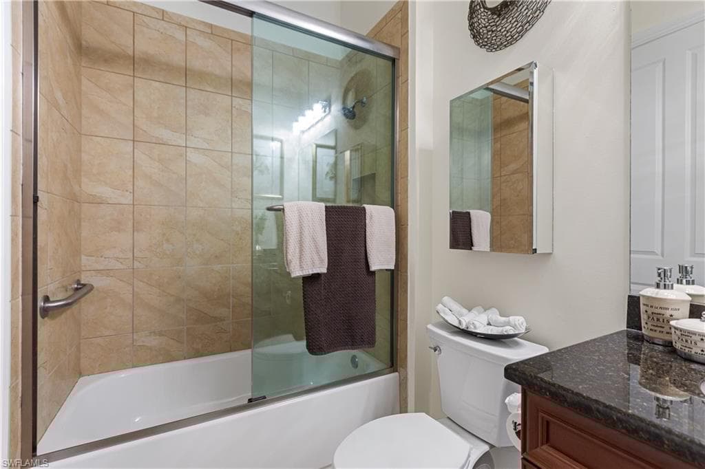 7393 Moorgate Point Way, Naples, FL 34113-22
