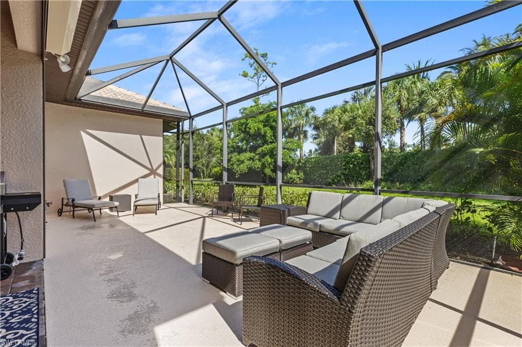 7393 Moorgate Point Way, Naples, FL 34113-26