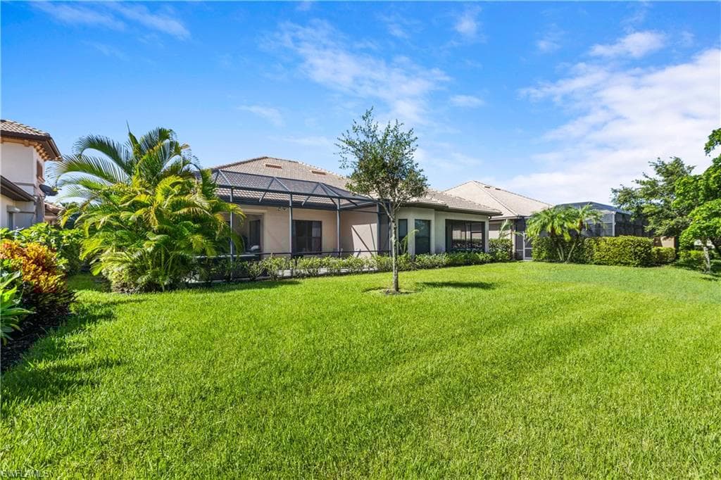 7393 Moorgate Point Way, Naples, FL 34113-30