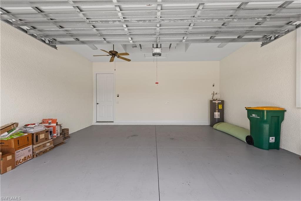 7393 Moorgate Point Way, Naples, FL 34113-39