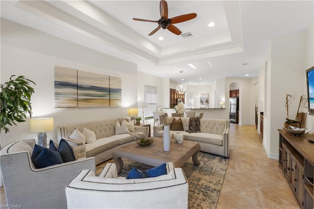 7393 Moorgate Point Way, Naples, FL 34113-5