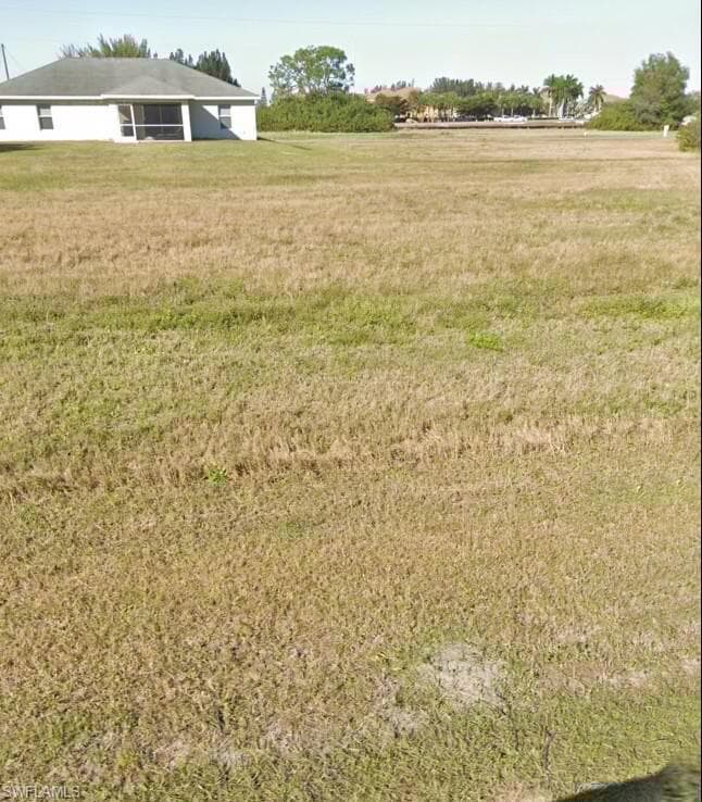 426 31st Ave, Cape Coral, FL 33991-3