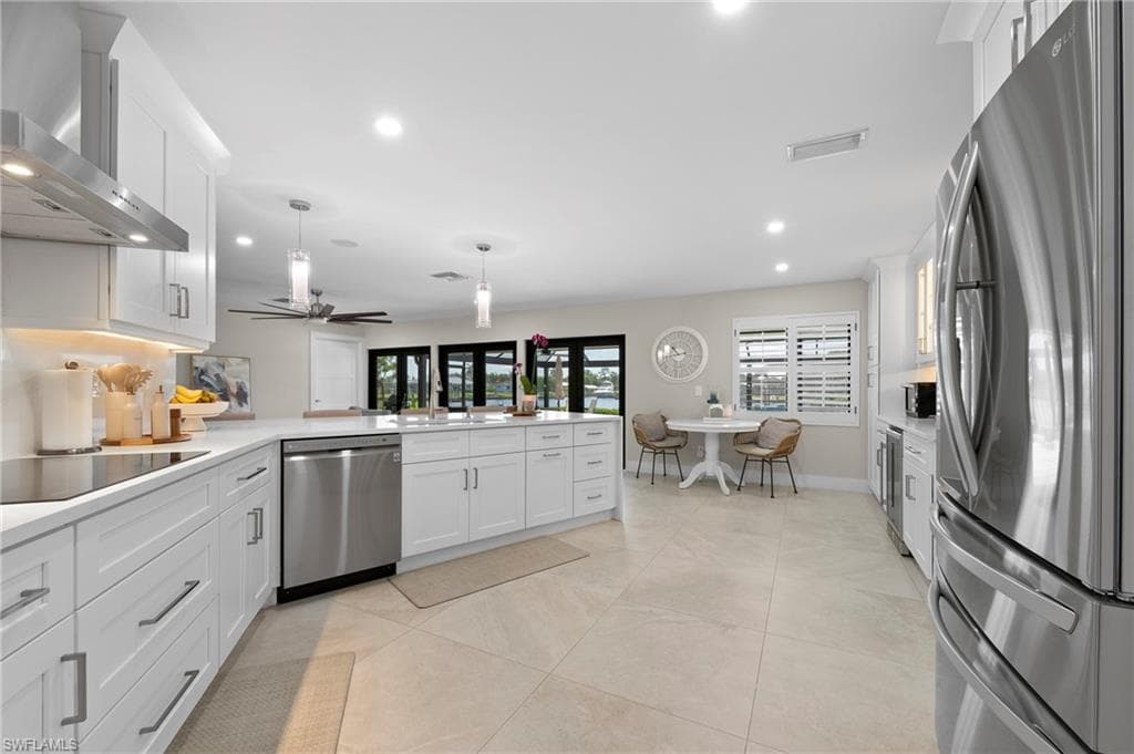 13396 Island Rd, Fort Myers, FL 33905-17