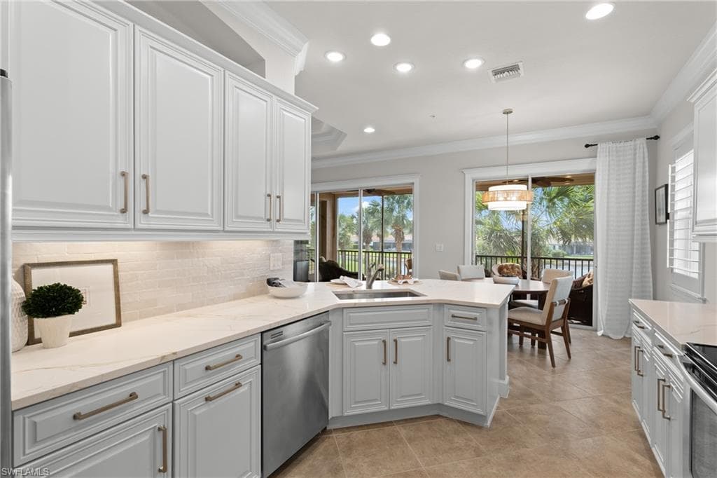 9557 Ironstone Ter 202, Naples, FL 34120-10
