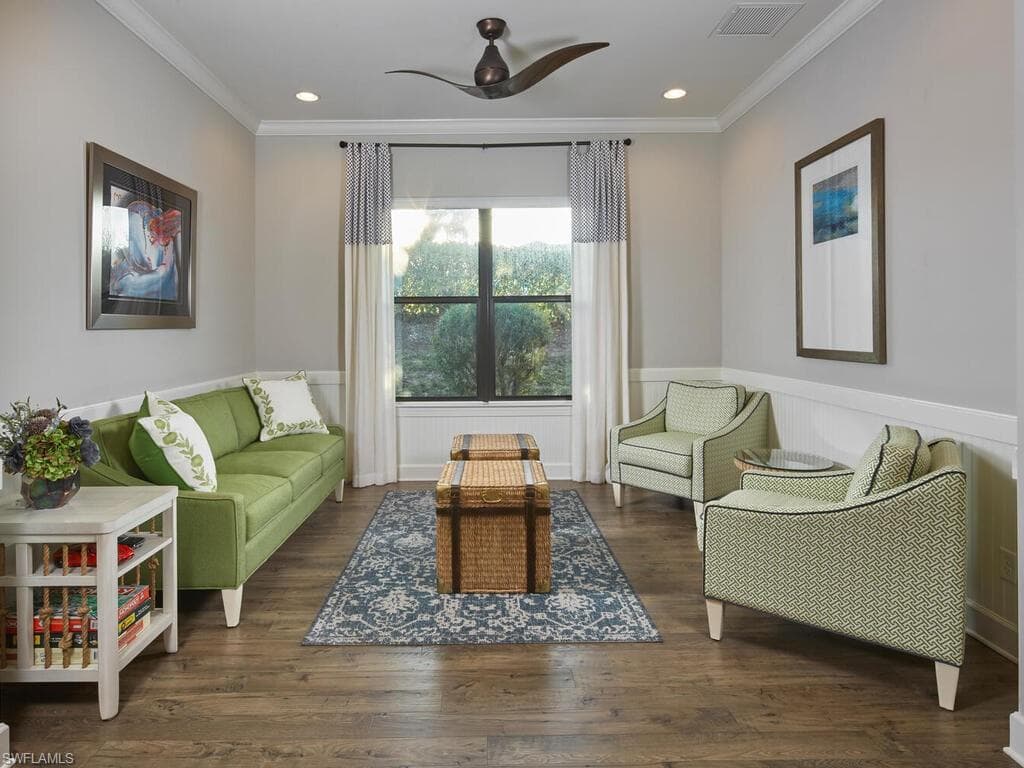 9110 Trivoli Ter, Naples, FL 34119-11