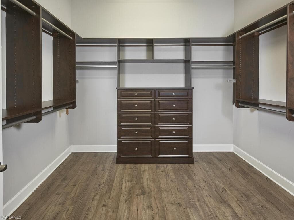 9110 Trivoli Ter, Naples, FL 34119-15