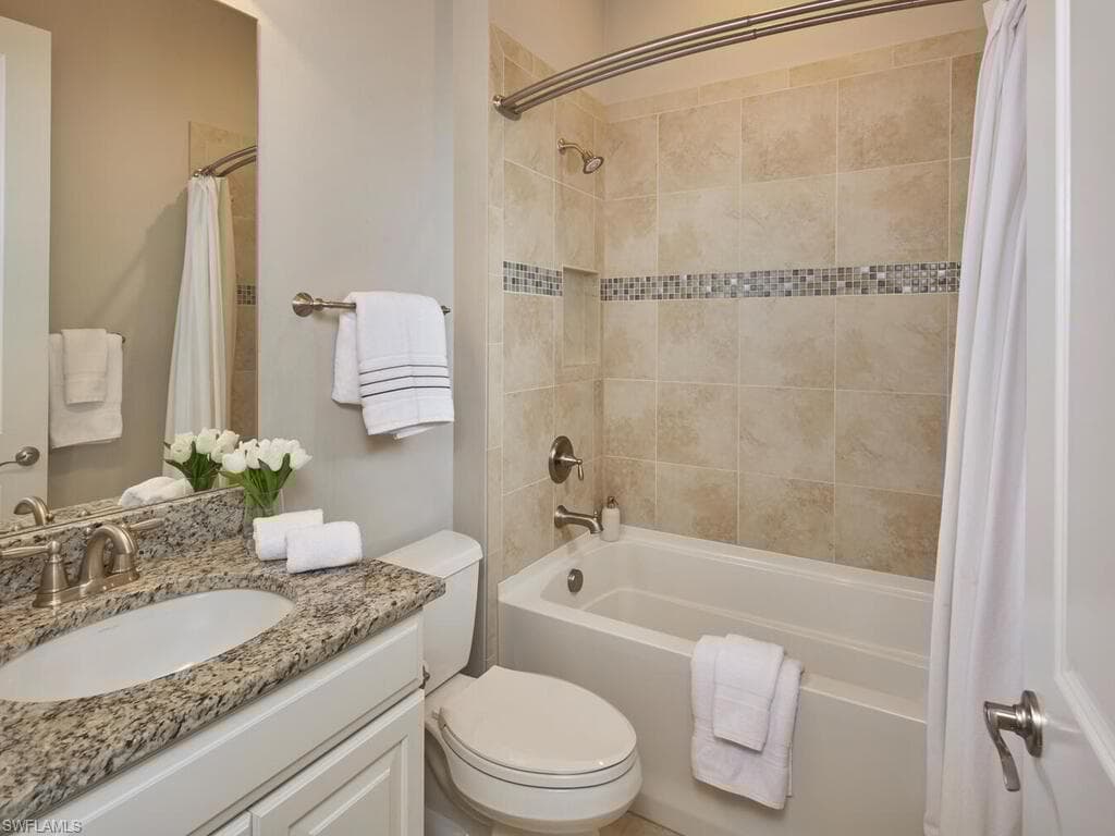 9110 Trivoli Ter, Naples, FL 34119-17
