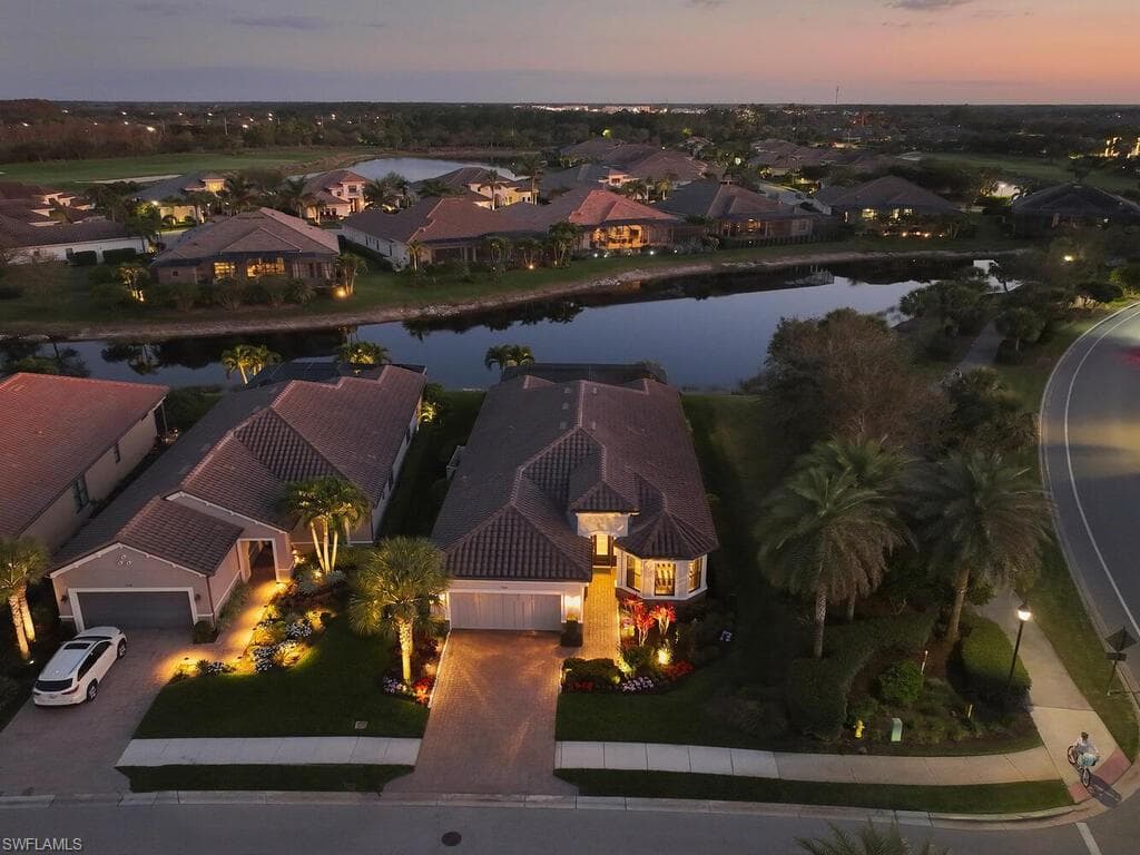 9110 Trivoli Ter, Naples, FL 34119-25