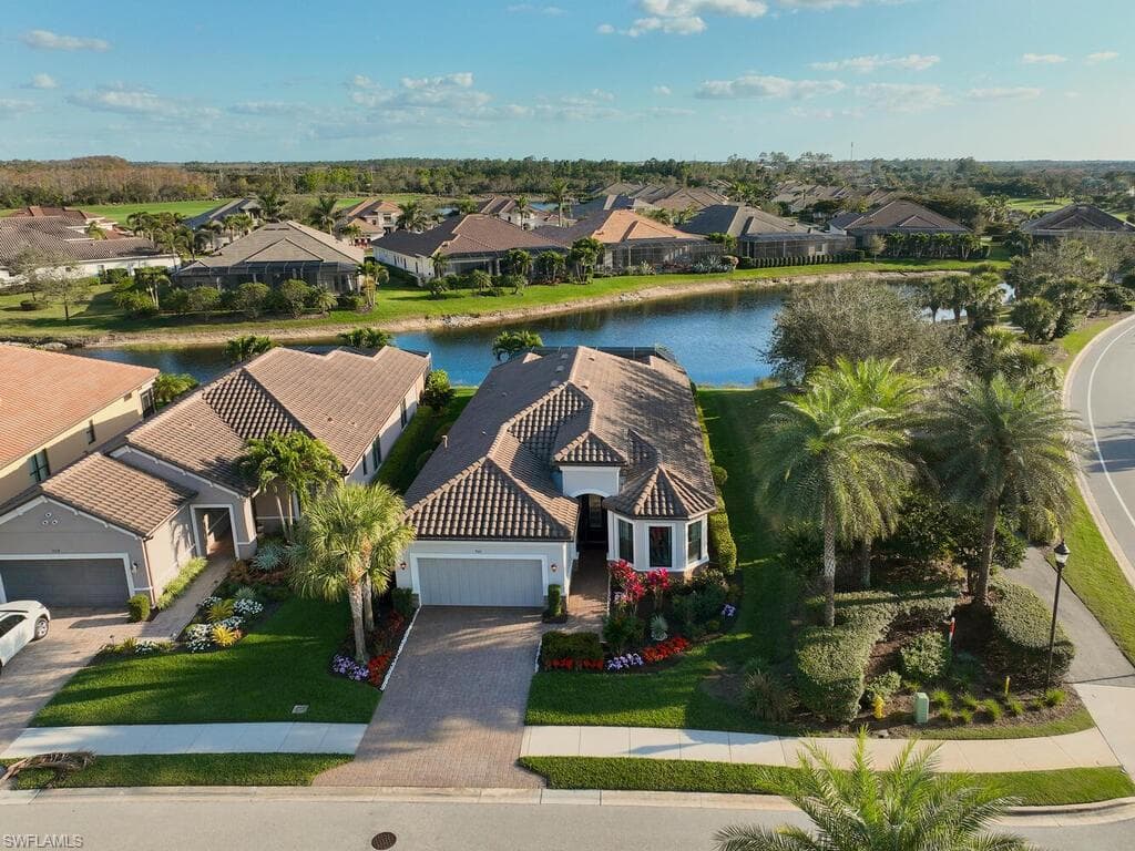 9110 Trivoli Ter, Naples, FL 34119-27