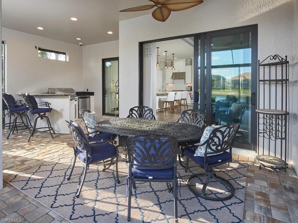 9110 Trivoli Ter, Naples, FL 34119-6