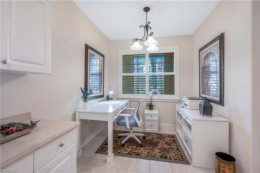 4864 Hampshire Ct 106, Naples, FL 34112-18