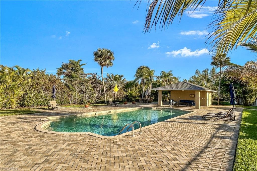 7749 Victoria Cove Ct, Fort Myers, FL 33908-33