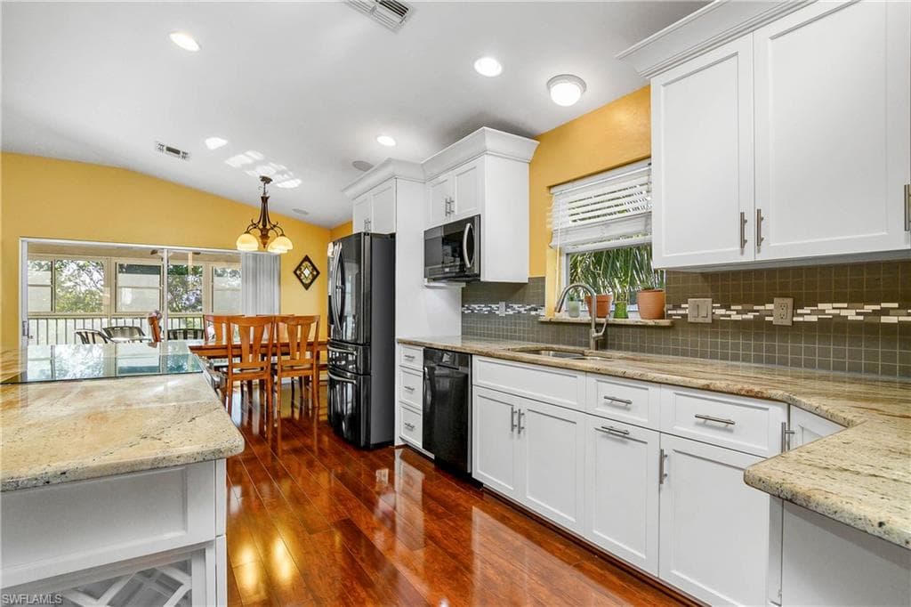 7749 Victoria Cove Ct, Fort Myers, FL 33908-6