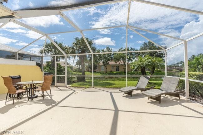 7430 Emilia Ln, Naples, FL 34114-2