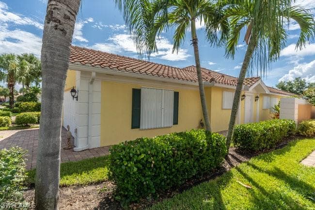 7430 Emilia Ln, Naples, FL 34114-6