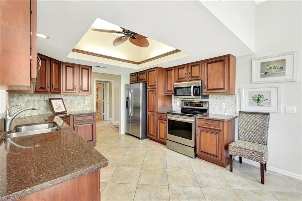 15103 Royal Fern Ct E100, Naples, FL 34110-8