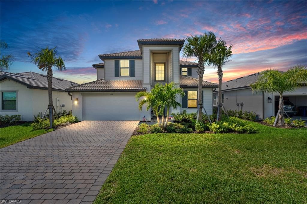 18579 Ives Dr, Estero, FL 33928-1