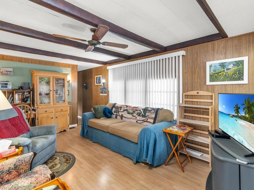 35 Cimmaron Trl 100, Naples, FL 34113-11