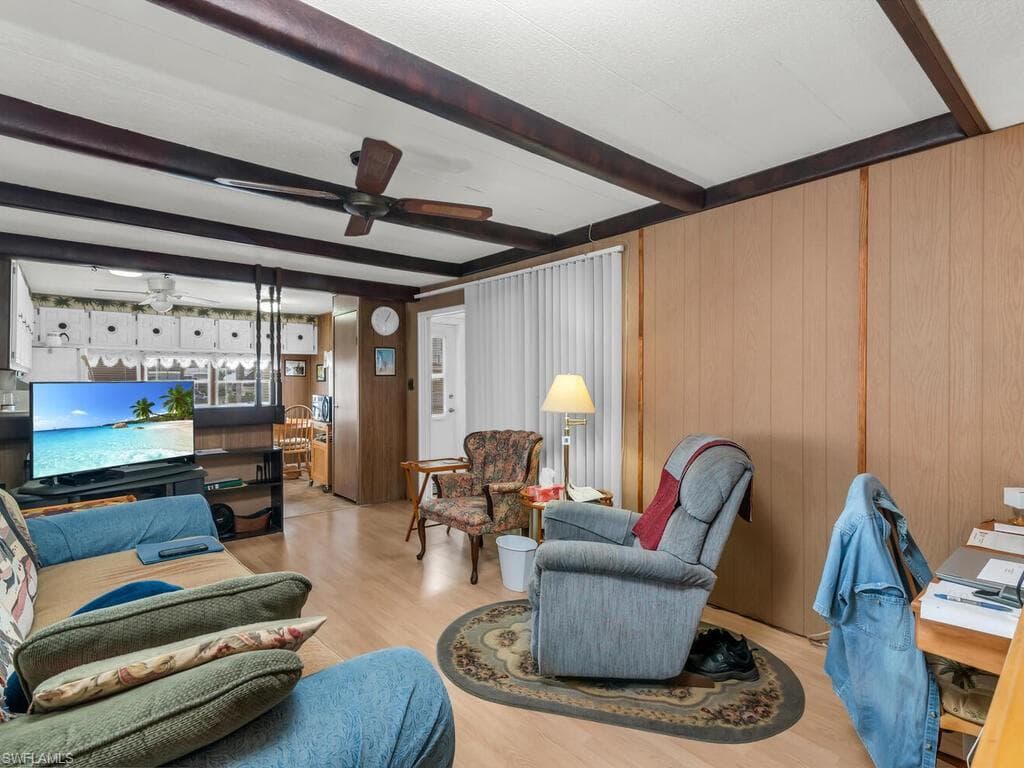 35 Cimmaron Trl 100, Naples, FL 34113-15