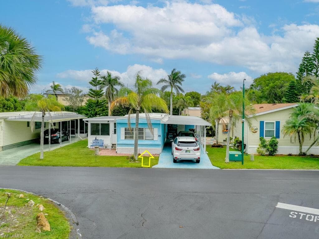 35 Cimmaron Trl 100, Naples, FL 34113-16