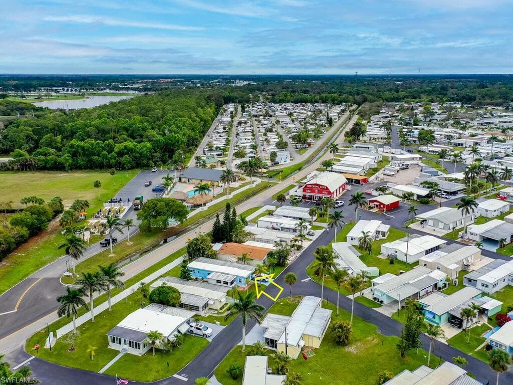 35 Cimmaron Trl 100, Naples, FL 34113-18