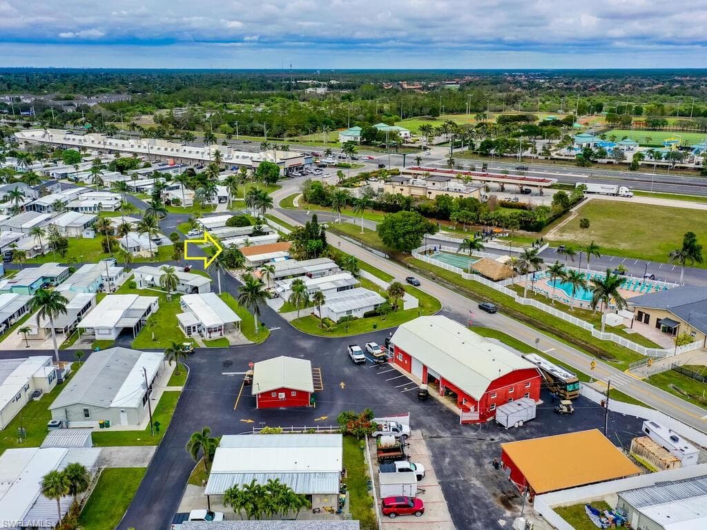35 Cimmaron Trl 100, Naples, FL 34113-23