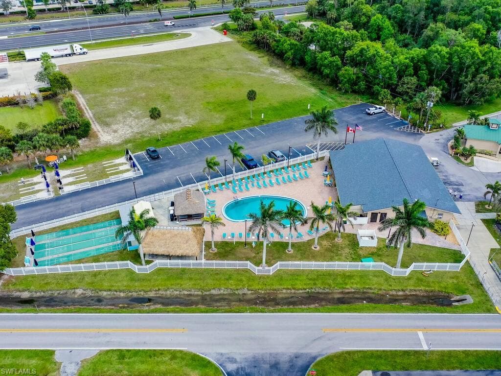 35 Cimmaron Trl 100, Naples, FL 34113-24