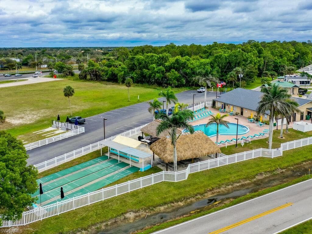 35 Cimmaron Trl 100, Naples, FL 34113-25