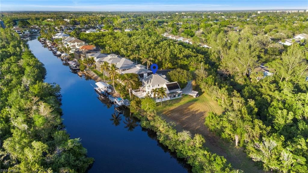 1495 Gordon River Ln, Naples, FL 34104-41