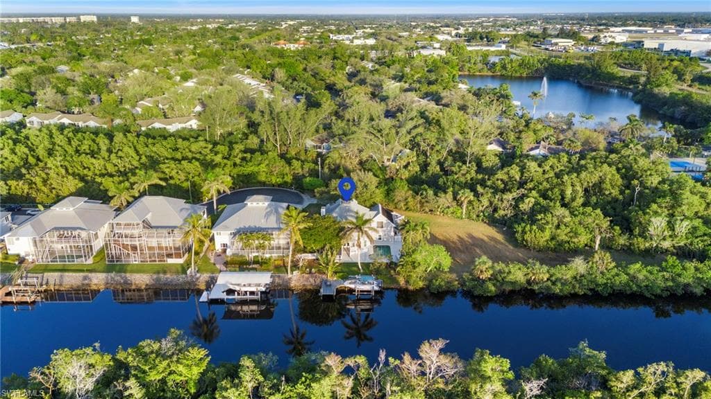 1495 Gordon River Ln, Naples, FL 34104-42