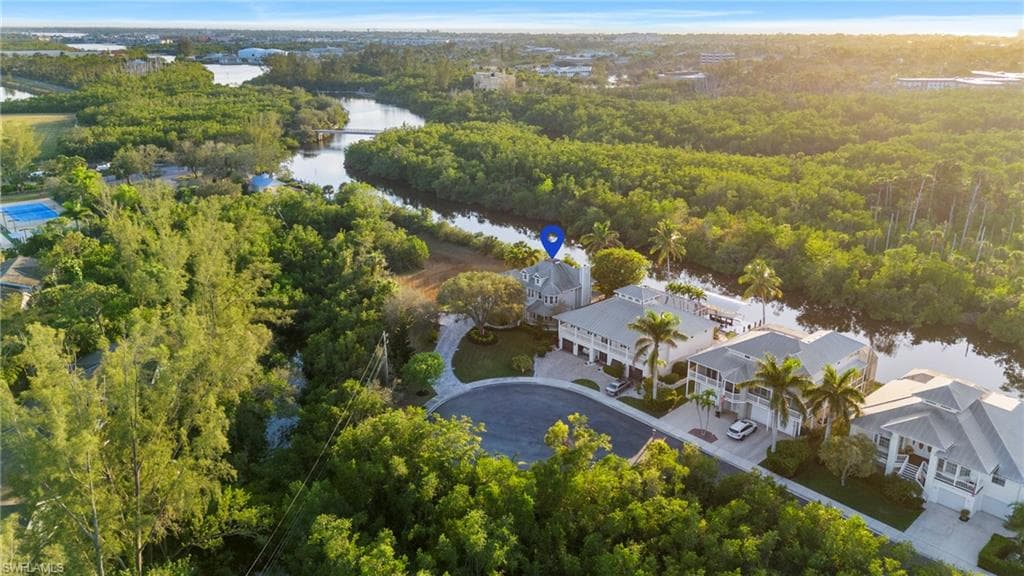 1495 Gordon River Ln, Naples, FL 34104-43