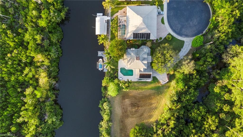 1495 Gordon River Ln, Naples, FL 34104-45