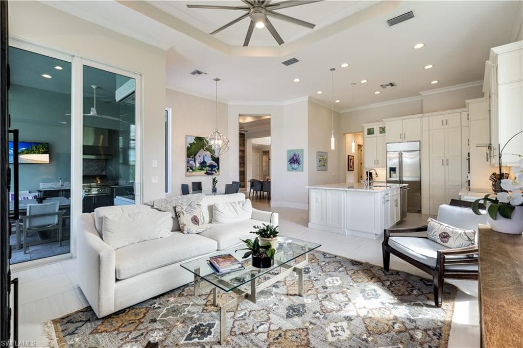 5798 Anegada Dr, Naples, FL 34113-18