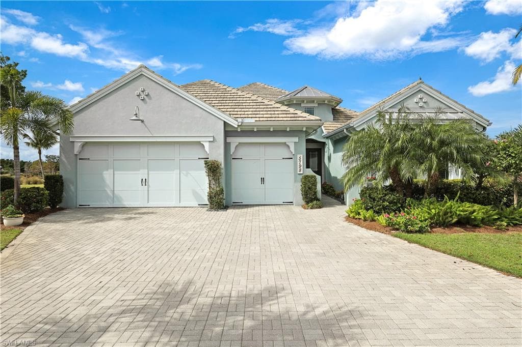5798 Anegada Dr, Naples, FL 34113-4